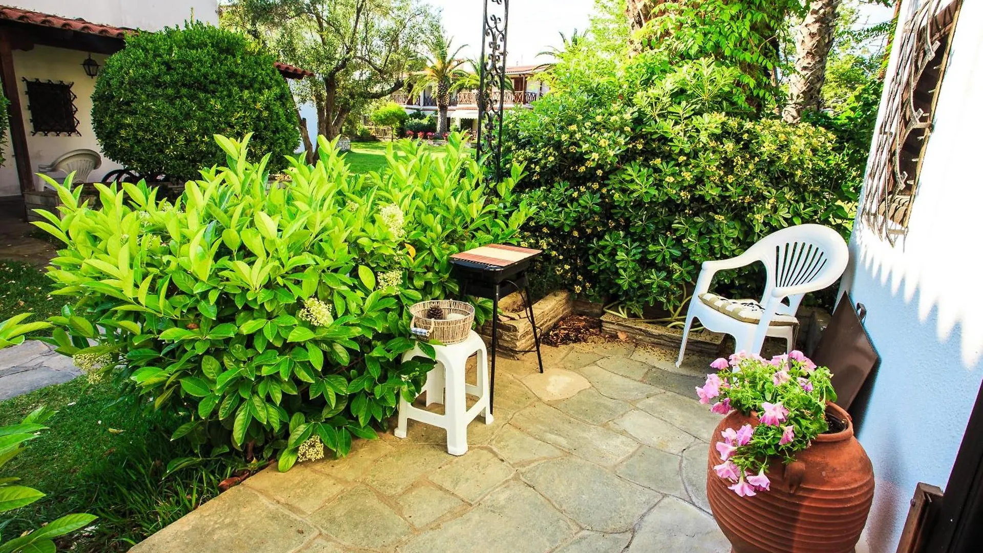 Дом отдыха Seaside Mikiverna Cozyhome Kalyves Polygyrou
